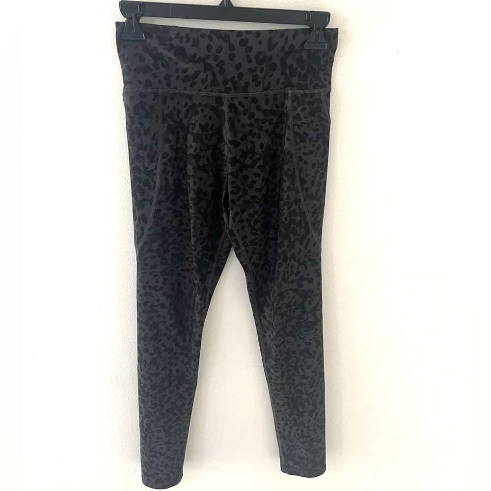 Old Navy Active High Rise Go Dry Animal Print Leggings, Size: XL (14-16)